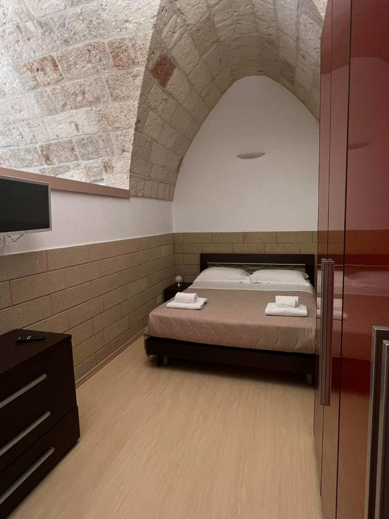 Central House Apartment Полиняно а Маре Екстериор снимка